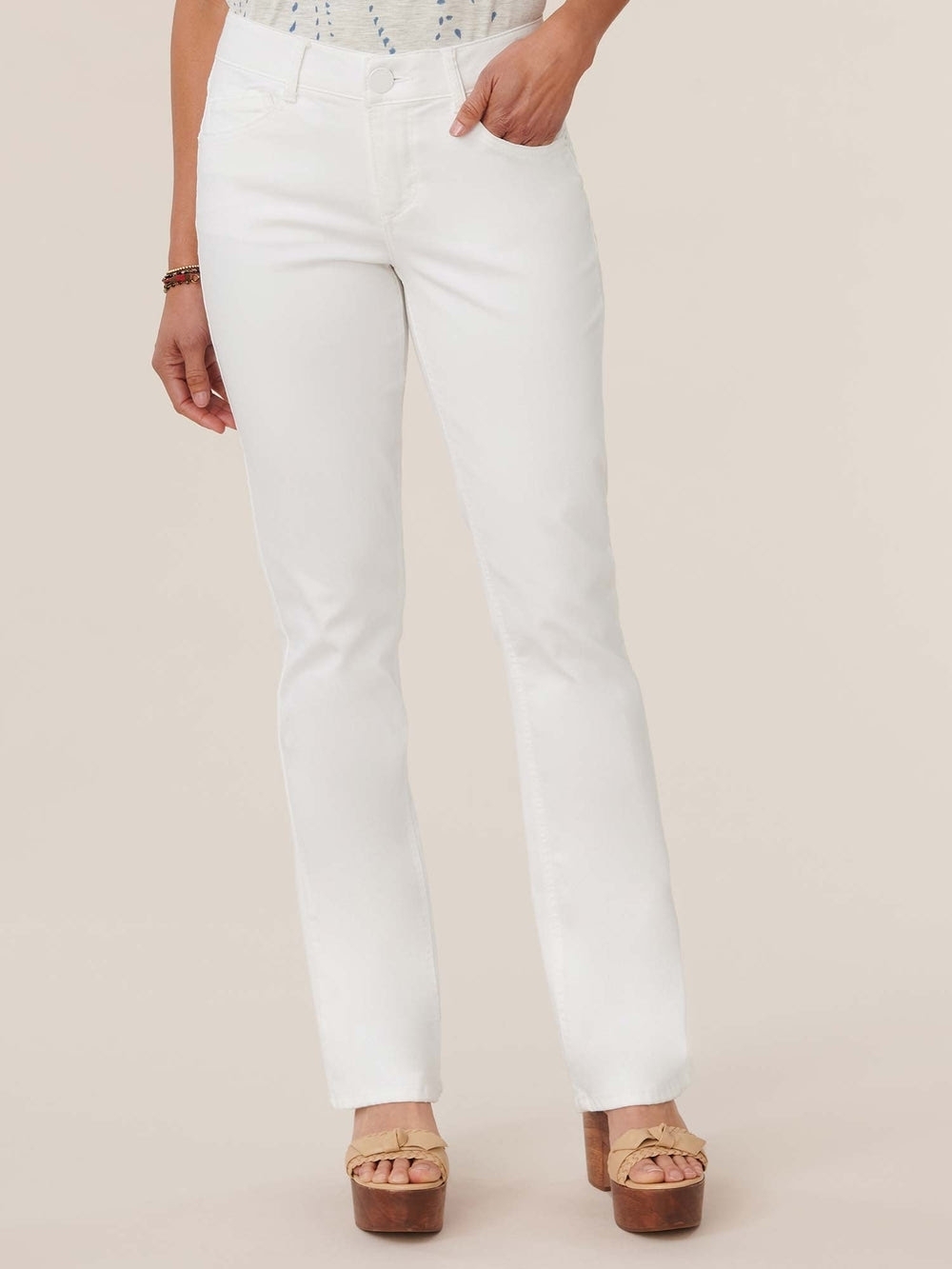 DEMOCRAZY Ab"solution® Itty Bitty Bootcut White Jeans Size 16 Optic White New